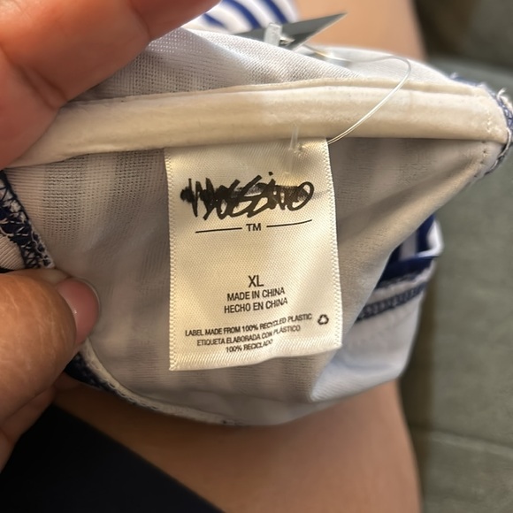 NWT Mossimo navy striped swimtop only - Picture 7 of 9